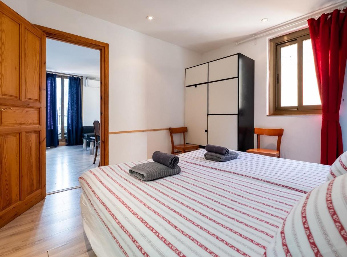 Apartamentos El Pintor Barcelona Exterior foto